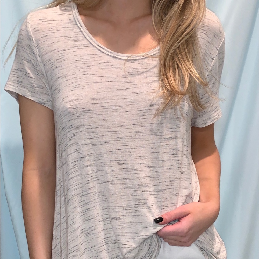 Simple Short Sleeve Shirt w Textured Design